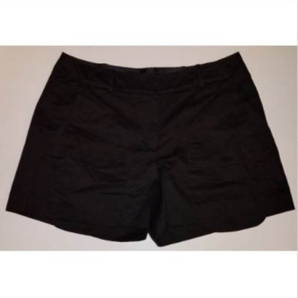 NWT Season. Js Black Short Shorts Size Large Deep Pockets